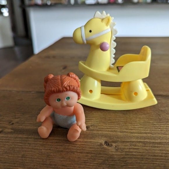 Lot of 3 Mini Cabbage Patch Dolls with Wind Up Accessories - Picture 5 of 11